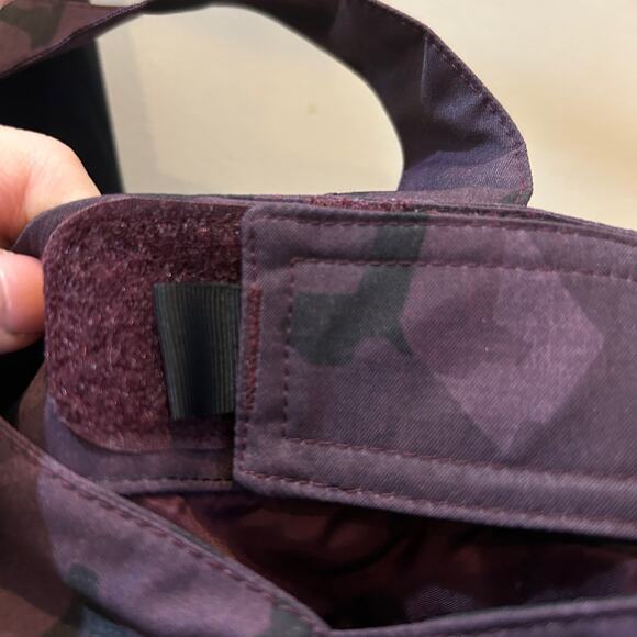 New Obermeyer Malta Bib Overalls Purple Magnetic Camo Women 2 NWOT Snow Wear - Picture 14 of 14